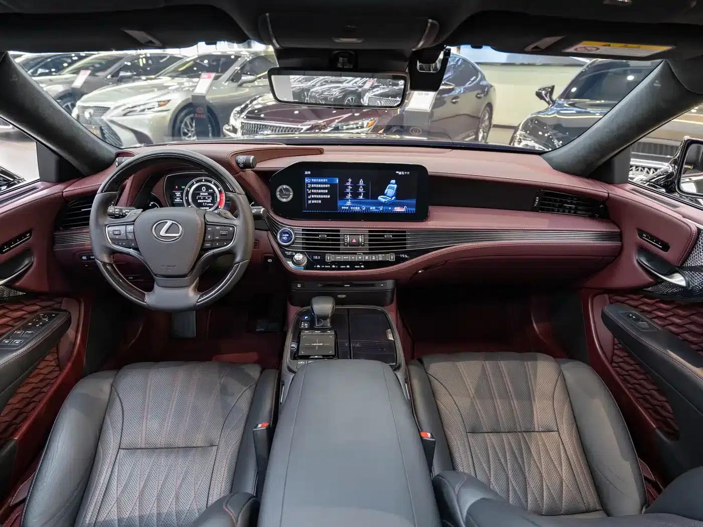 Lexus LS 500h Executive Edition 2021 — миниатюра 13