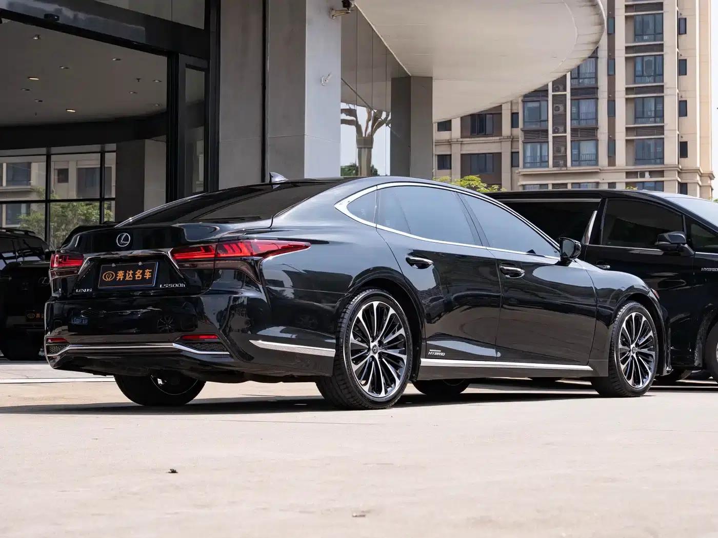 Lexus LS 500h Executive Edition 2021 — миниатюра 3