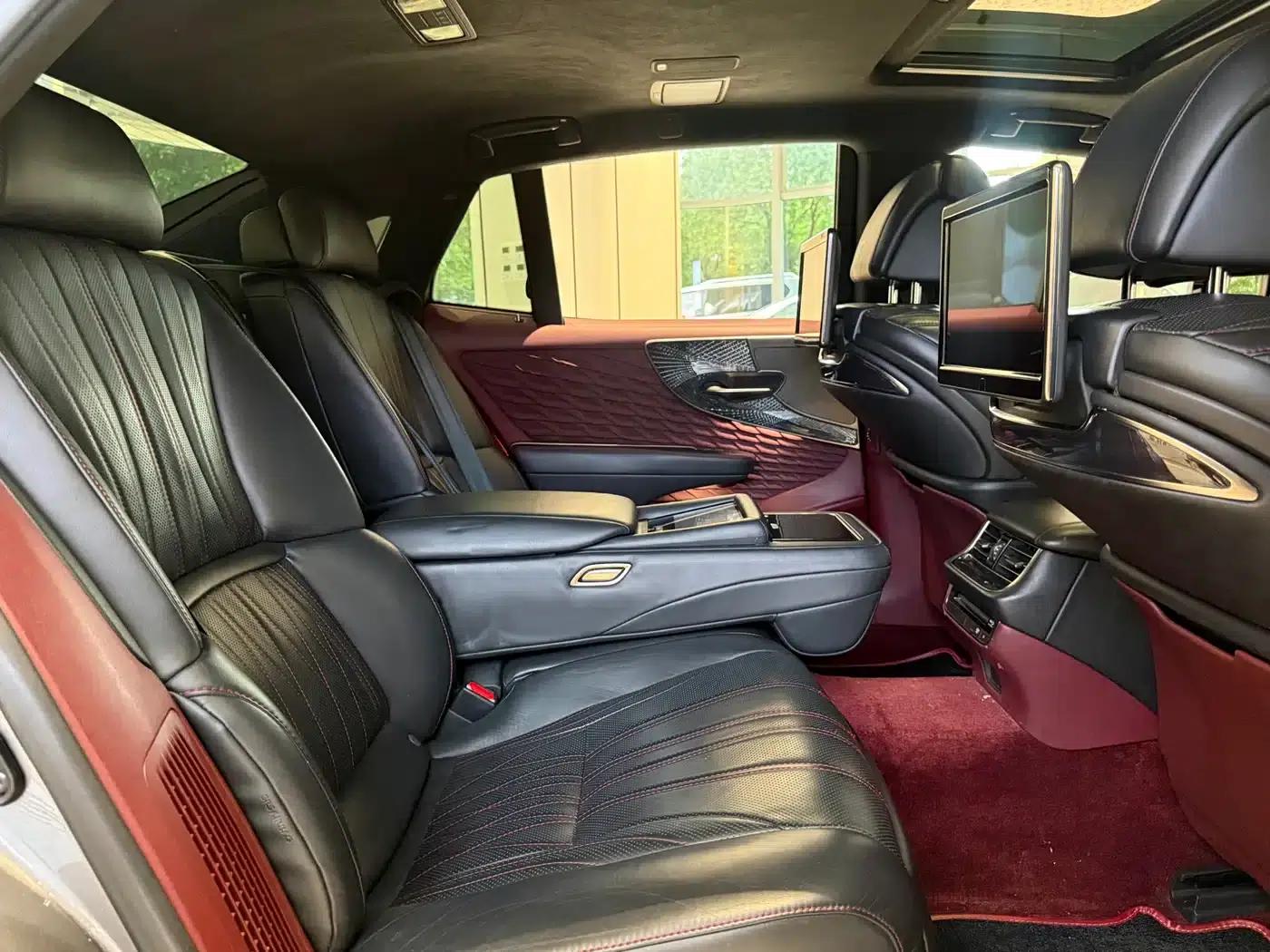 Lexus LS 2018 500h Executive Edition (China V emission standard) — миниатюра 12