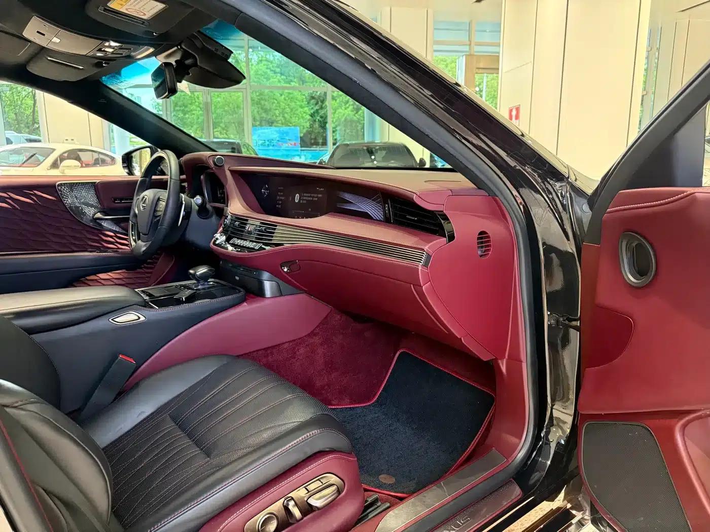 Lexus LS 2018 500h Executive Edition (China V emission standard) — миниатюра 10