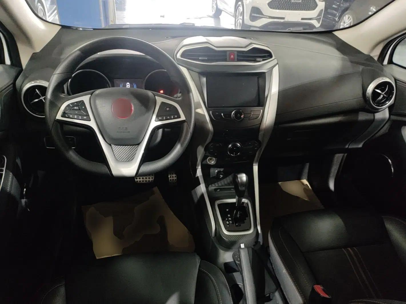 BYD Yuan 2017 1.5L Automatic Cool & Connected Model — миниатюра 12