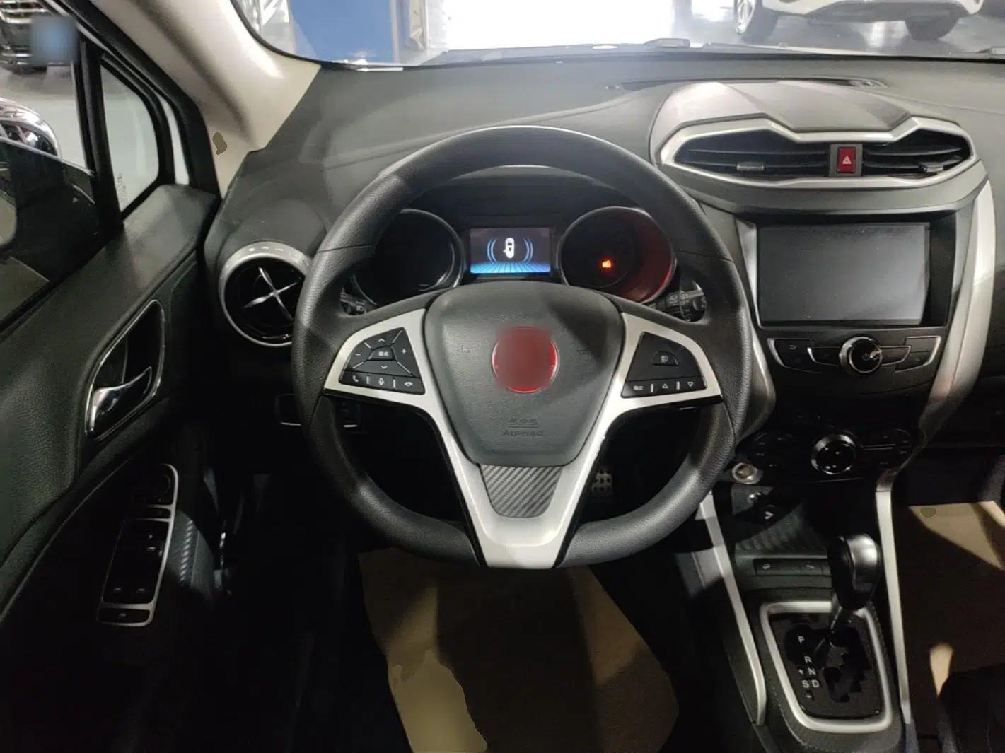 BYD Yuan 2017 1.5L Automatic Cool & Connected Model — миниатюра 13