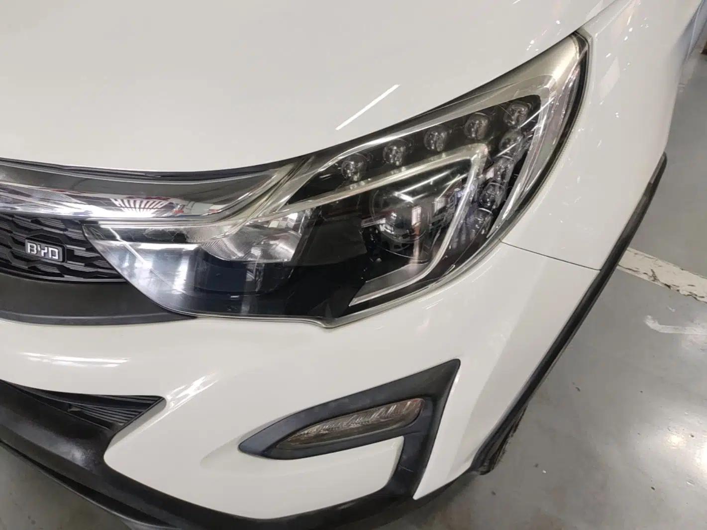 BYD Yuan 2017 1.5L Automatic Cool & Connected Model — миниатюра 8