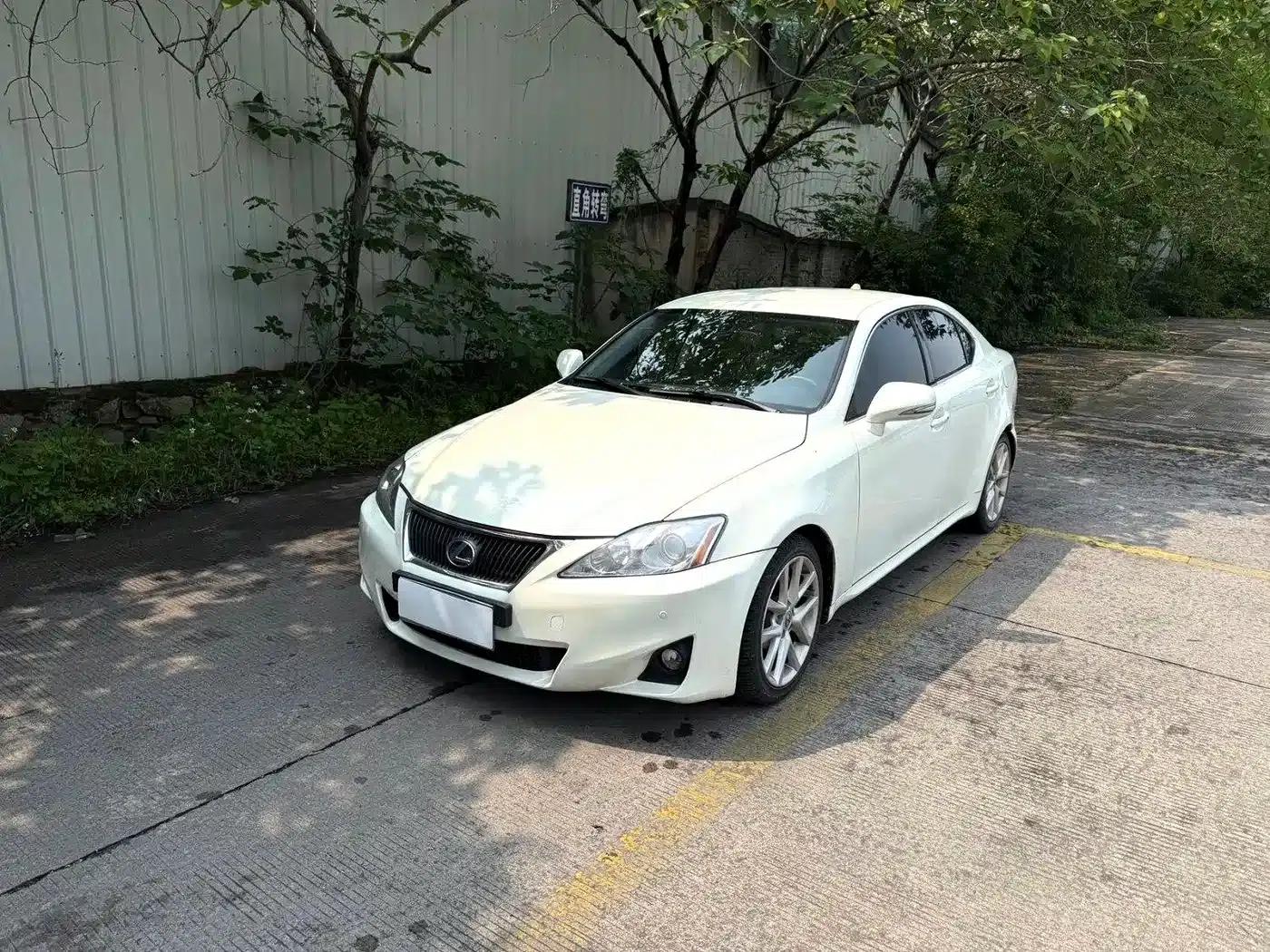 Lexus IS 2011 250 Elite Edition — миниатюра 1