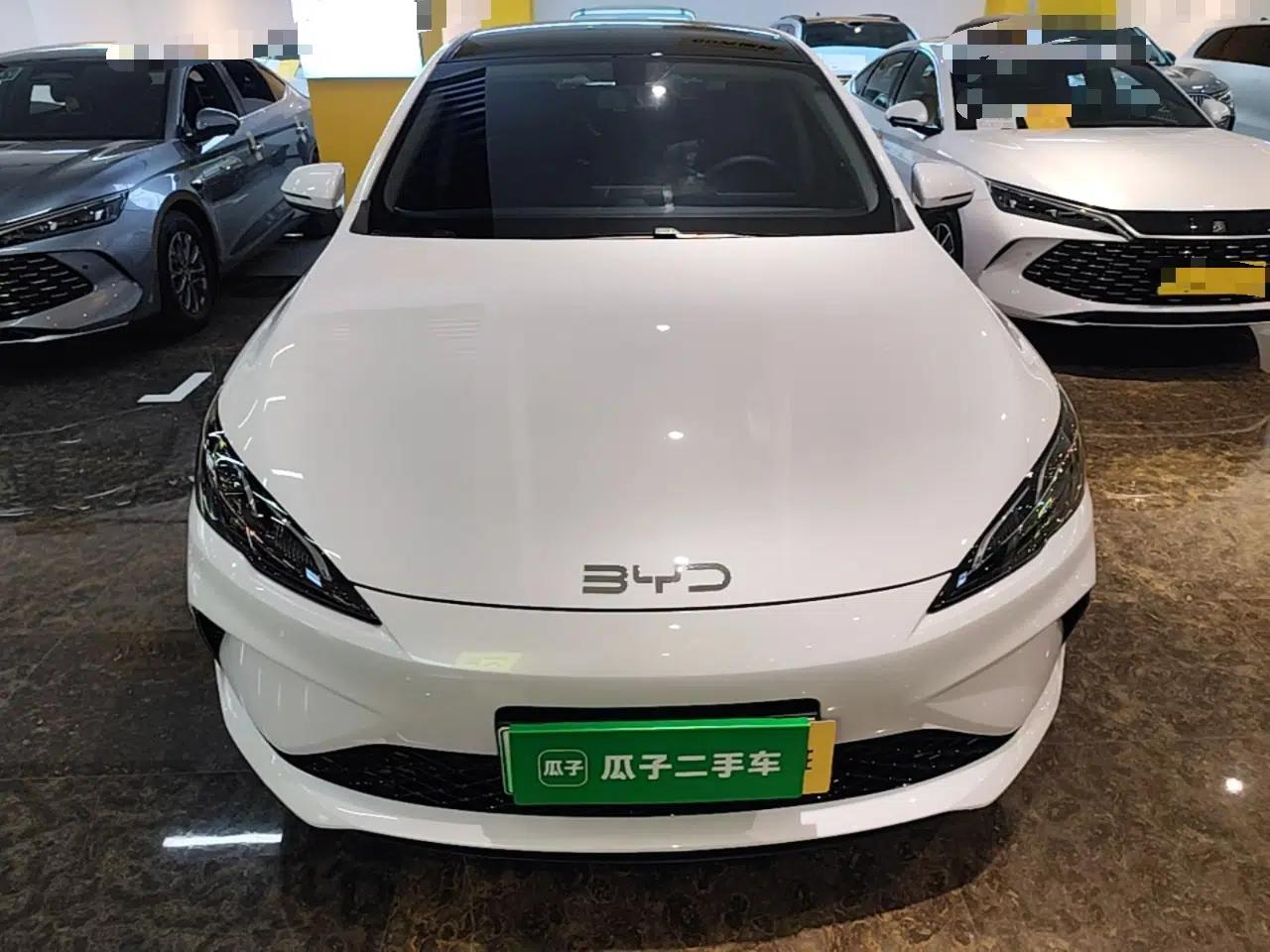 BYD Seal 05 DM-i 2026 DM-i 128KM Luxury Edition — миниатюра 2