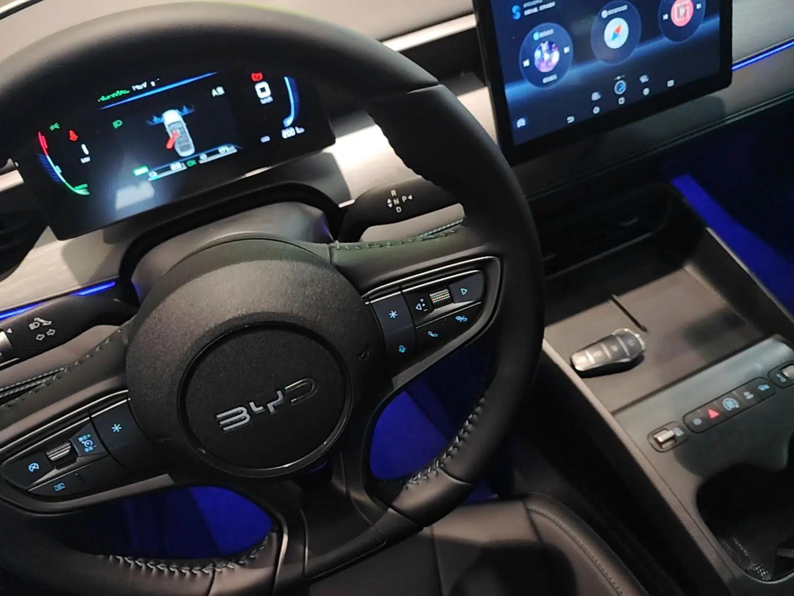 BYD Seal 05 DM-i 2026 DM-i 128KM Luxury Edition — миниатюра 16