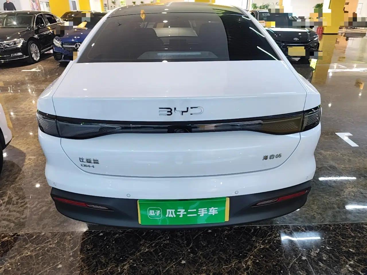 BYD Seal 05 DM-i 2026 DM-i 128KM Luxury Edition — миниатюра 5