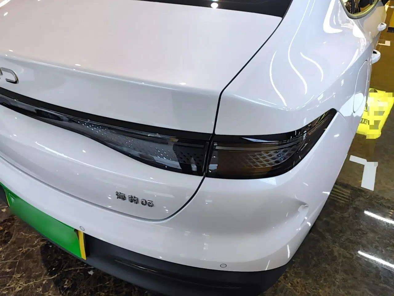 BYD Seal 05 DM-i 2026 DM-i 128KM Luxury Edition — миниатюра 9