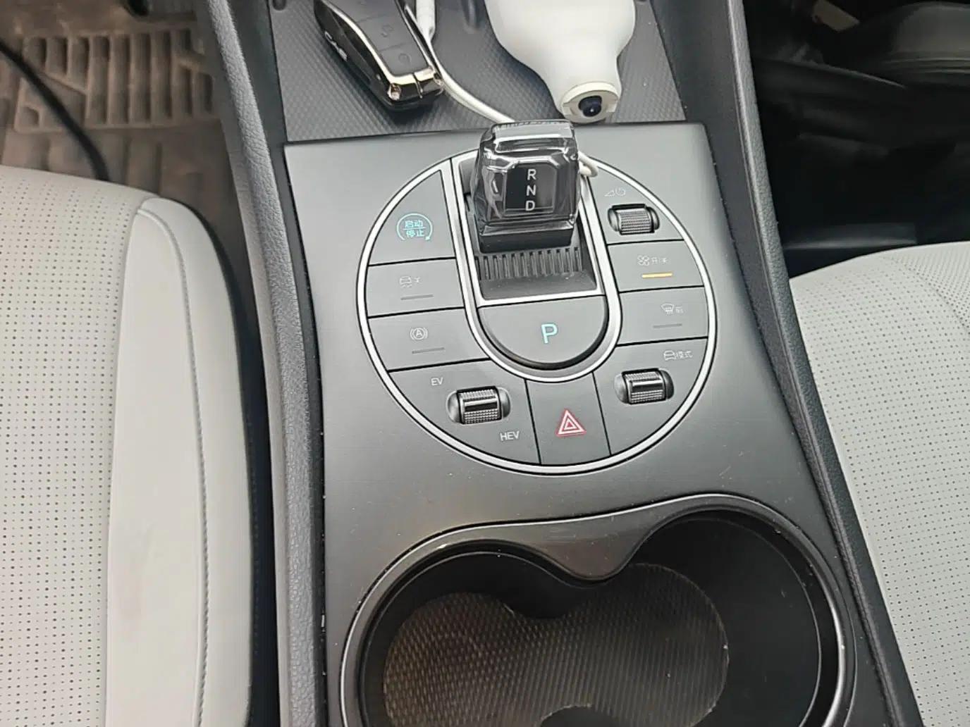 BYD Seal 05 DM-i 2025 DM-i Smart Drive 55KM Luxury Model — миниатюра 16