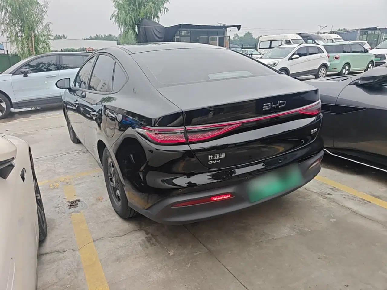BYD Seal 05 DM-i 2025 DM-i Smart Drive 55KM Luxury Model — миниатюра 4