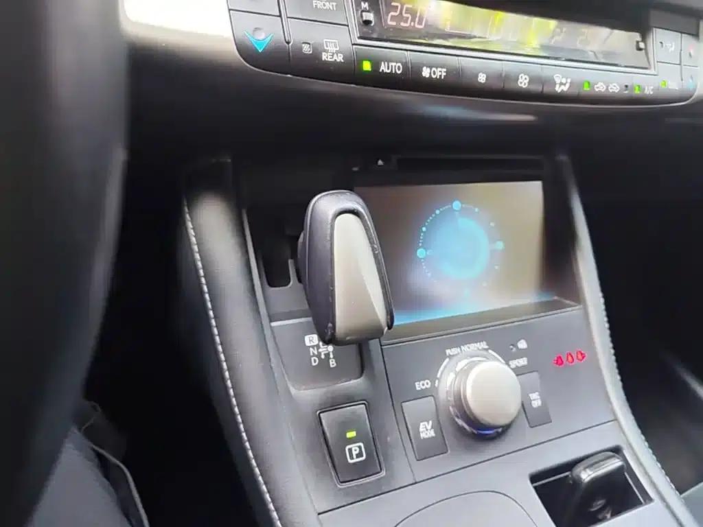 Lexus CT 2014 CT200h Elite Edition (Single Color) — миниатюра 14