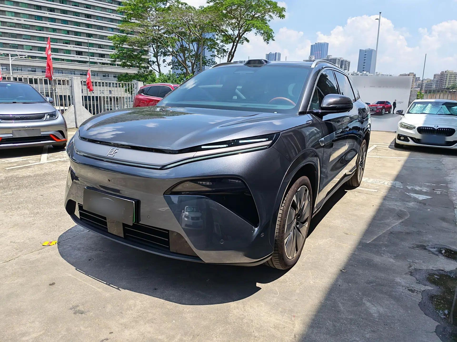 BYD Tang L 2025 EV 600KM All-Wheel-Drive LiDAR Flagship Model — миниатюра 1