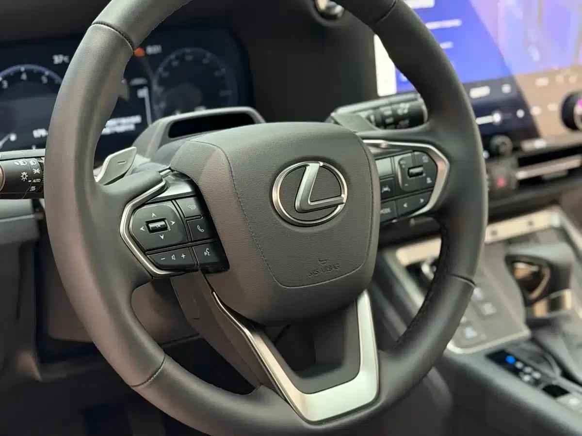 2026 Lexus GX 550 — миниатюра 5