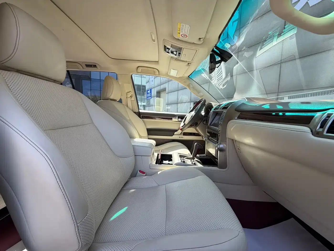 Lexus GX 2010 model 460 — миниатюра 5