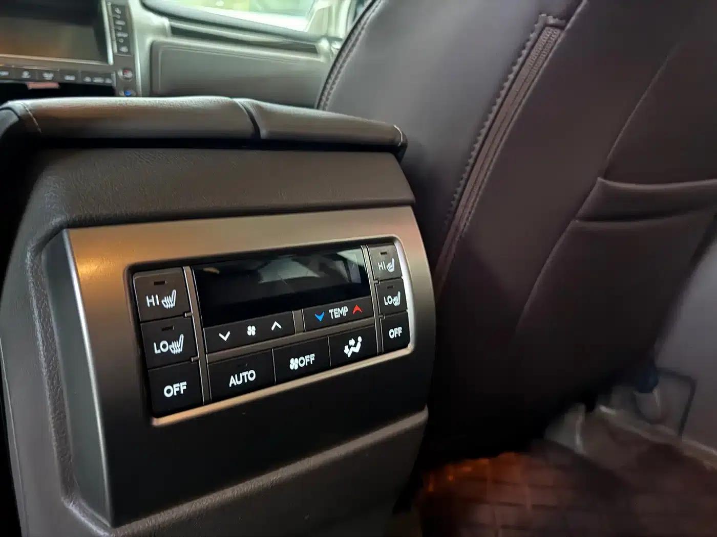 2019 Lexus GX 460 Middle East Edition — миниатюра 11