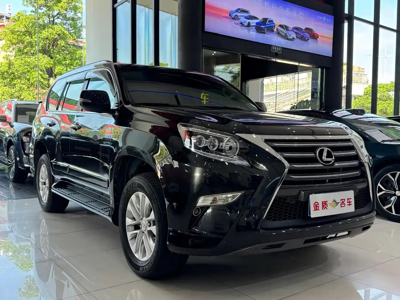 2019 Lexus GX 460 Middle East Edition — миниатюра 3