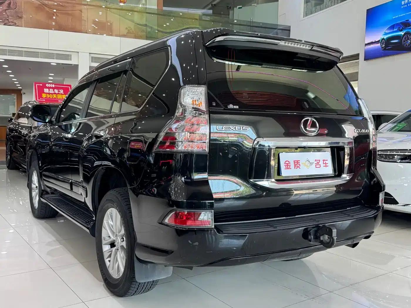 2019 Lexus GX 460 Middle East Edition — миниатюра 21