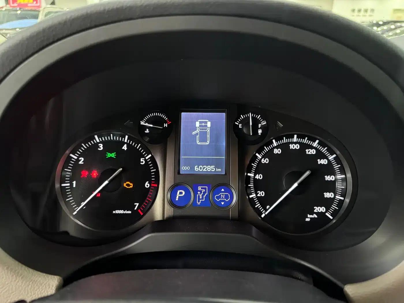 2019 Lexus GX 460 Middle East Edition — миниатюра 9