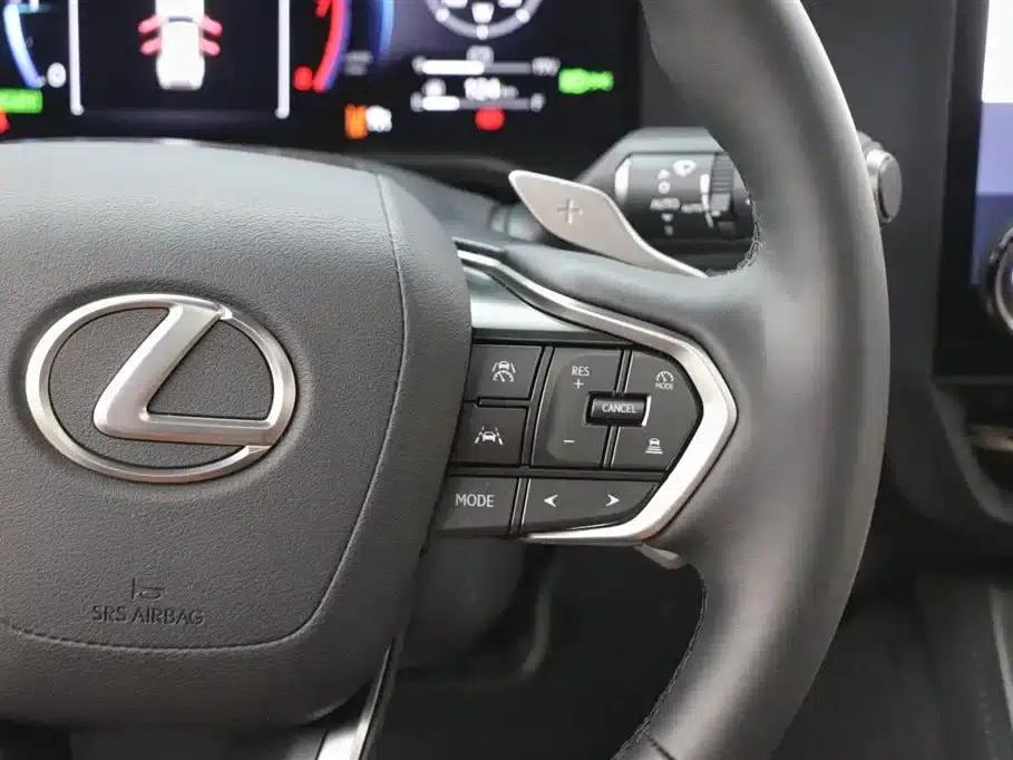 Lexus GX 2024 Lingfeng Edition — миниатюра 18