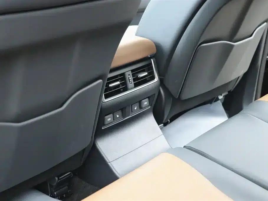 Lexus GX 2024 Lingfeng Edition — миниатюра 21