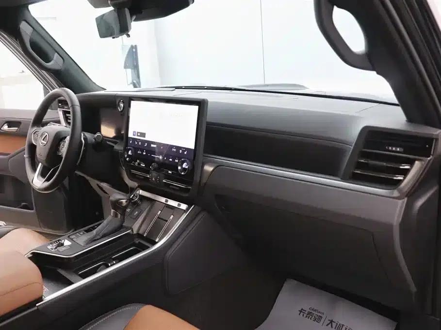 Lexus GX 2024 Lingfeng Edition — миниатюра 23