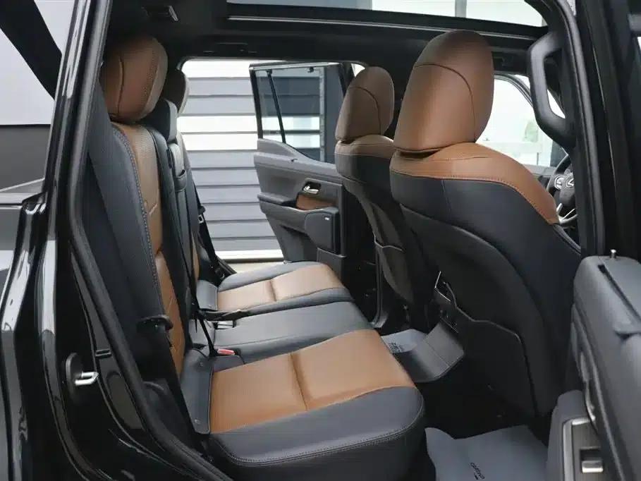 Lexus GX 2024 Lingfeng Edition — миниатюра 25