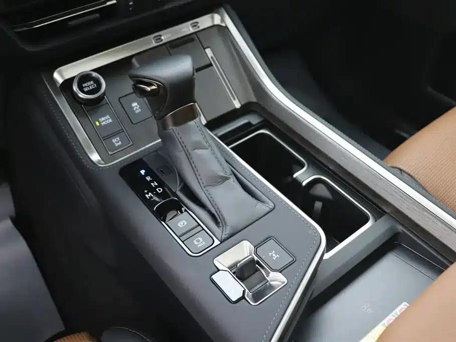 Lexus GX 2024 Lingfeng Edition — миниатюра 32