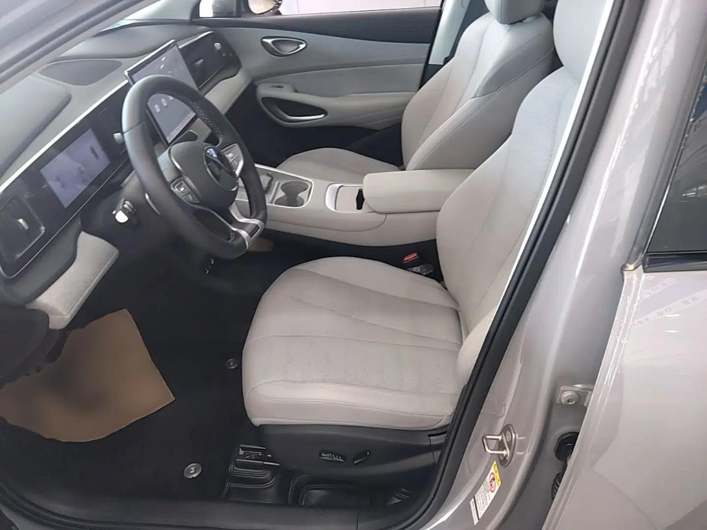 BYD Sealion 05 EV 2025 520 km Smart Cruise Version — миниатюра 17