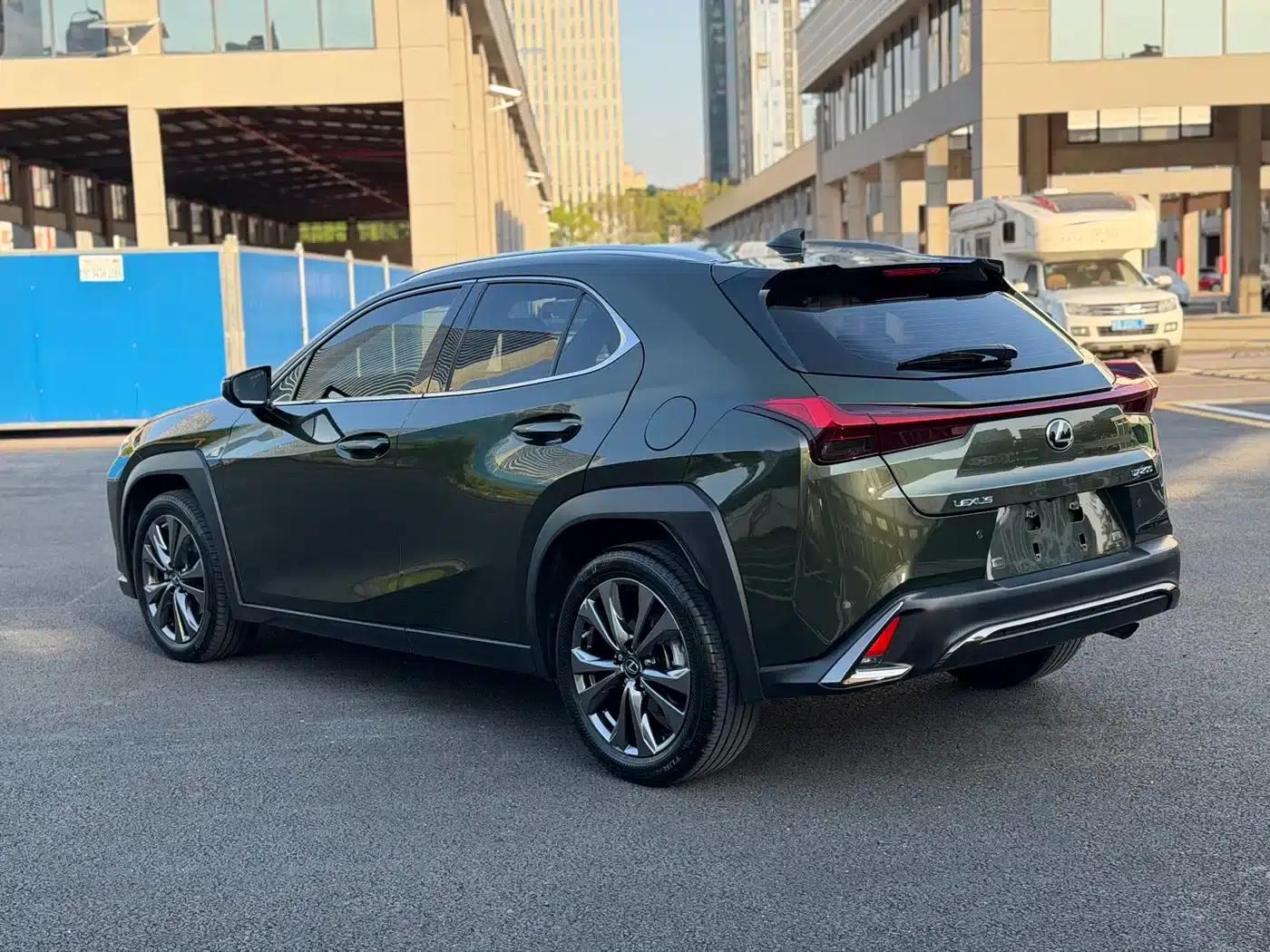 Lexus UX 2020 200 F SPORT Edition — миниатюра 12
