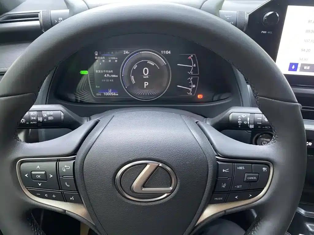 Lexus UX 2022 260h Explore Edition — миниатюра 16