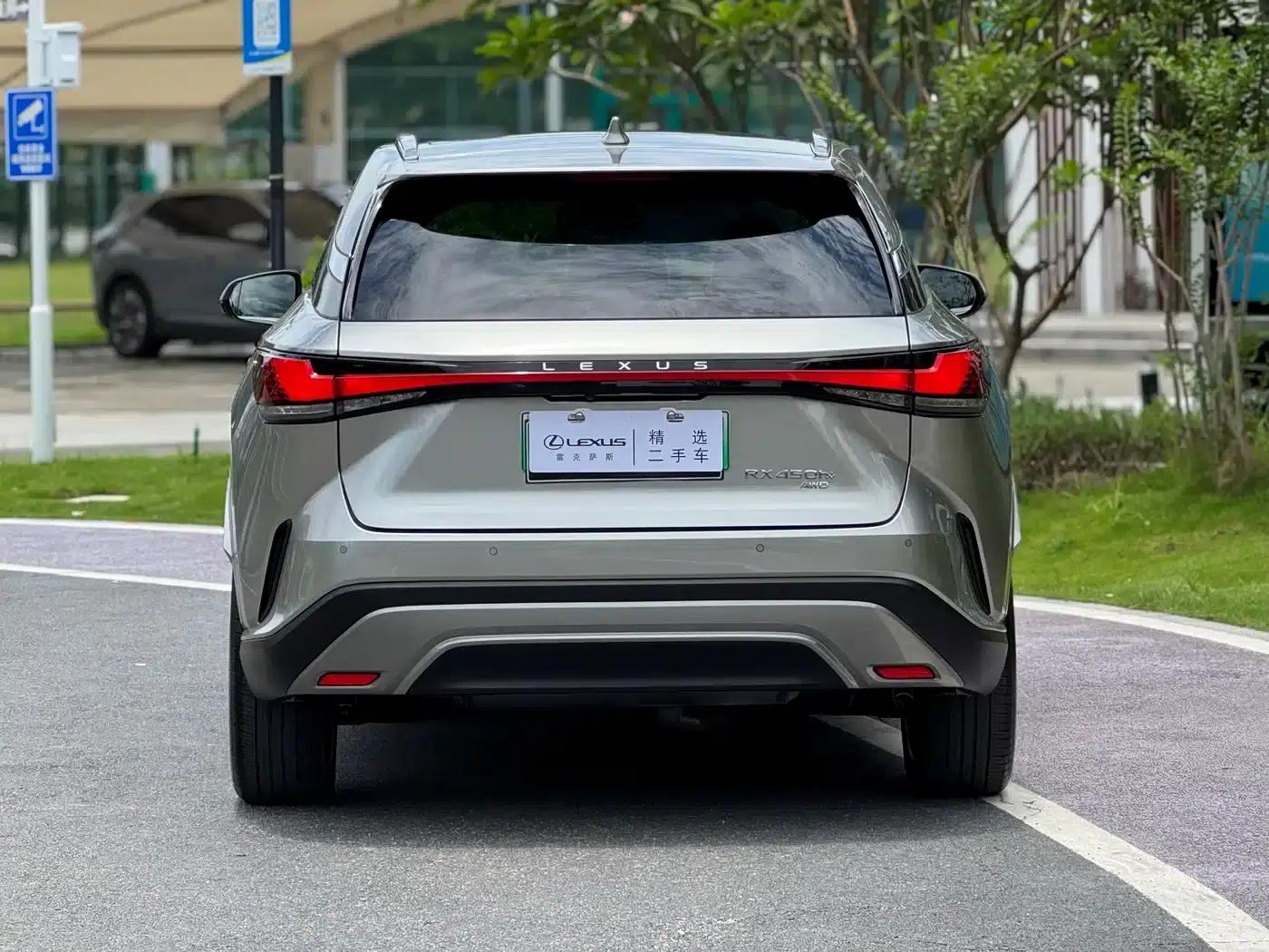 Lexus RX Hybrid 2023 450h+ AWD Enjoy Edition — миниатюра 16