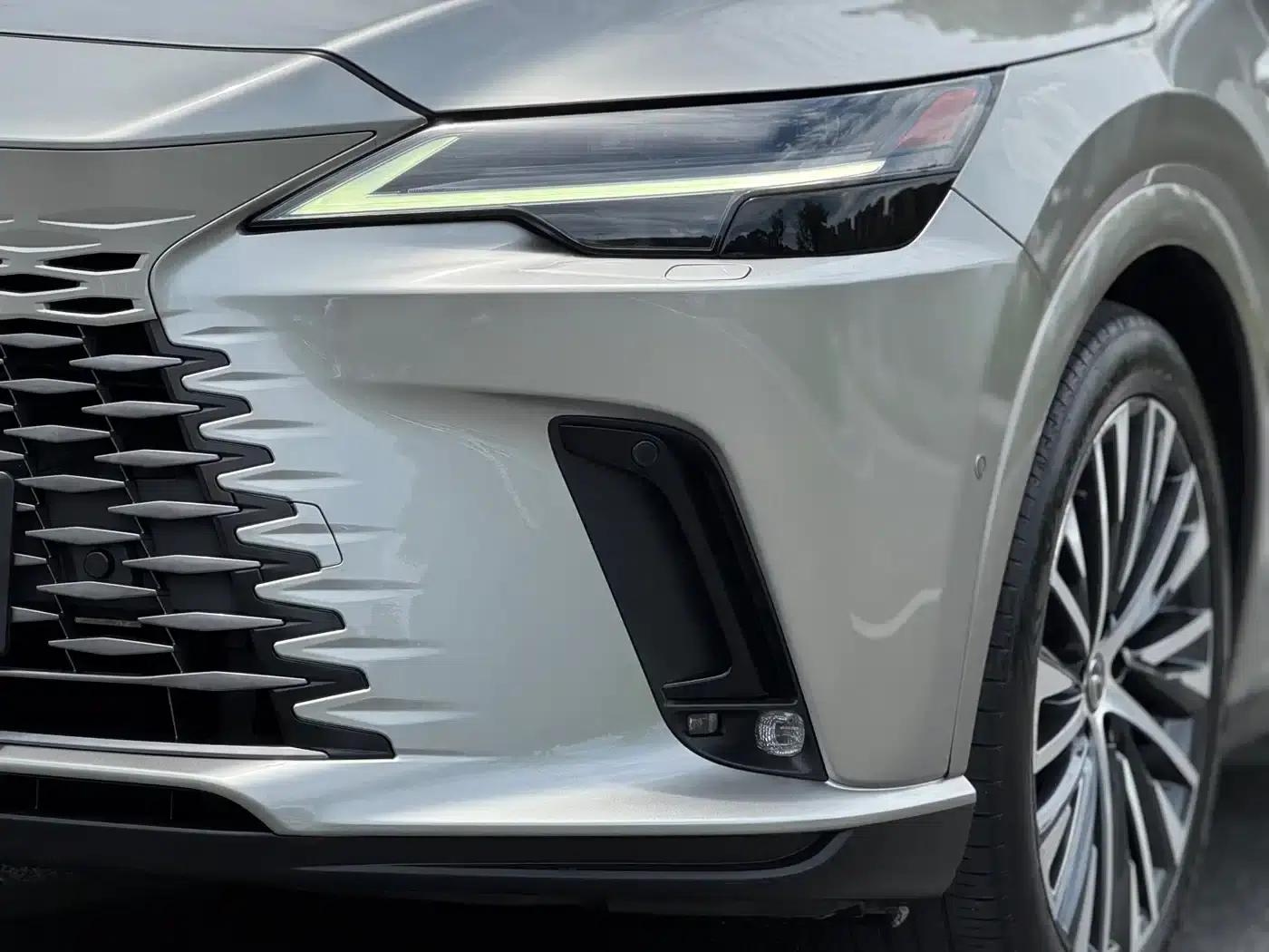 Lexus RX Hybrid 2023 450h+ AWD Enjoy Edition — миниатюра 17