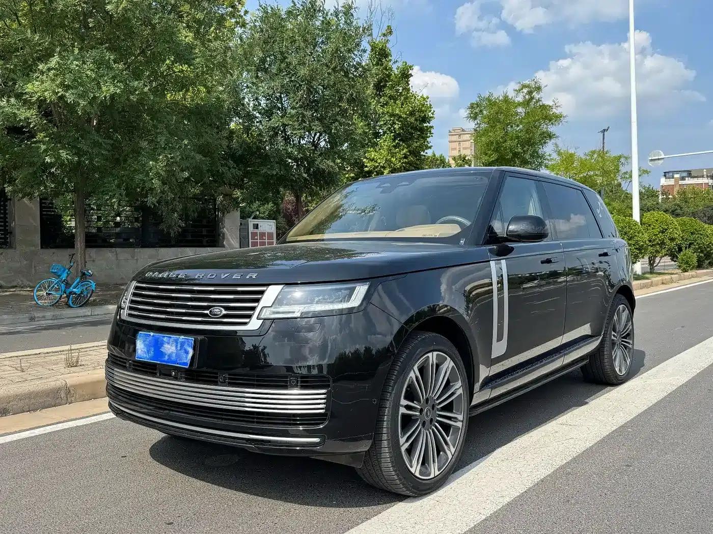 2024 Range Rover 3.0 L6 400PS SV Autobiography Long Wheelbase 4-Seater — миниатюра 1