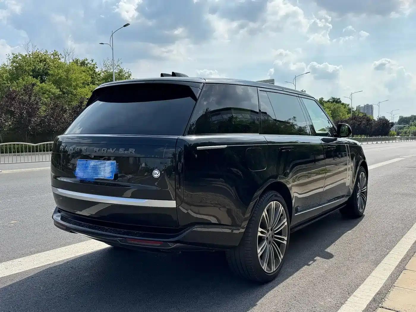 2024 Range Rover 3.0 L6 400PS SV Autobiography Long Wheelbase 4-Seater — миниатюра 6