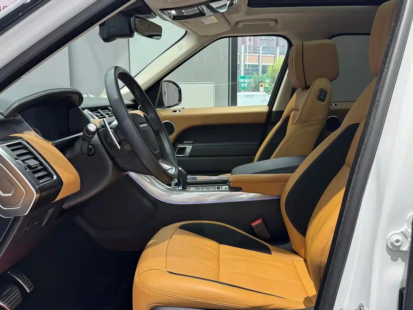 Range Rover Sport 2022 3.0 L6 Black Edition — миниатюра 12