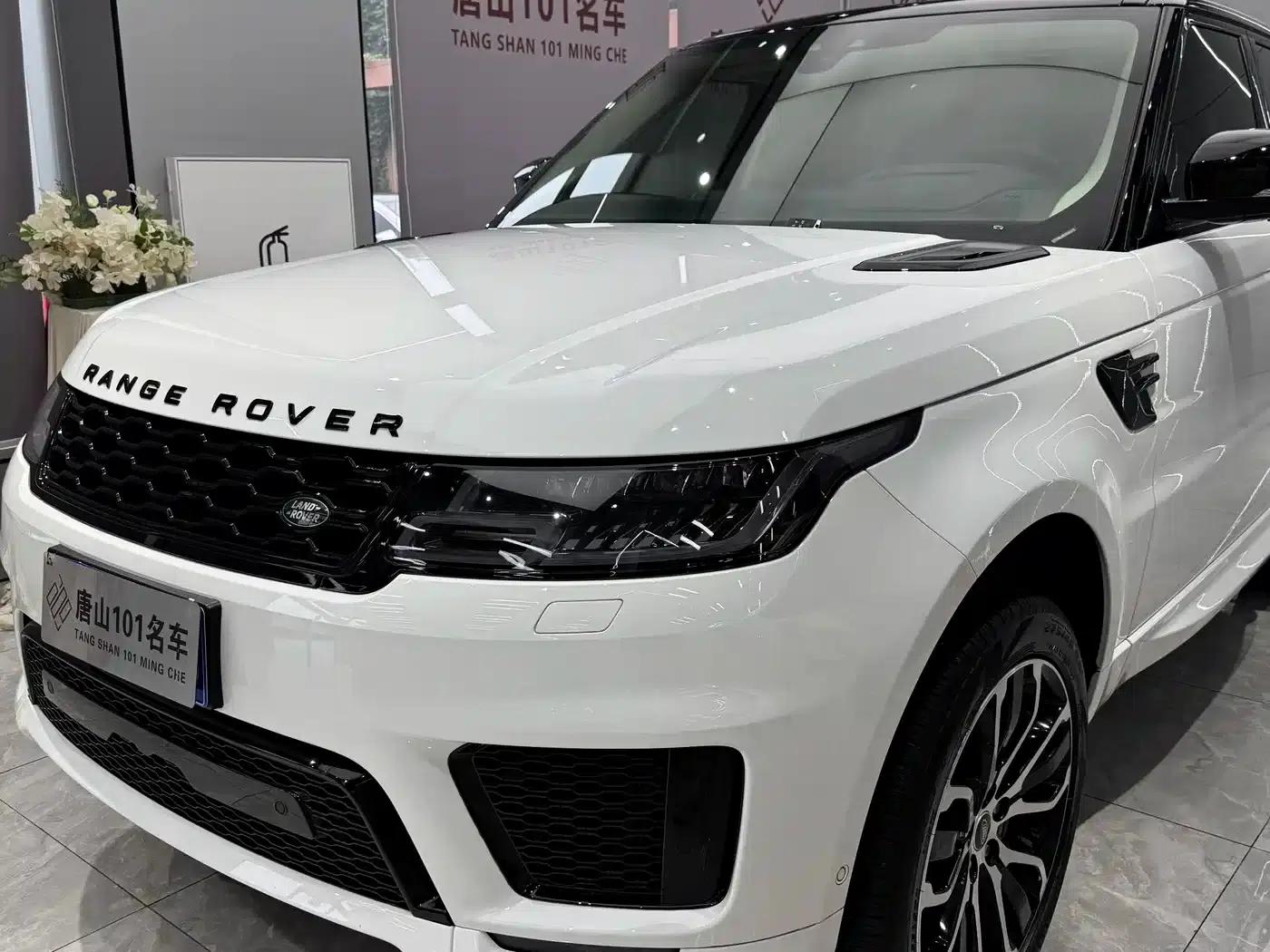 Range Rover Sport 2022 3.0 L6 Black Edition — миниатюра 4