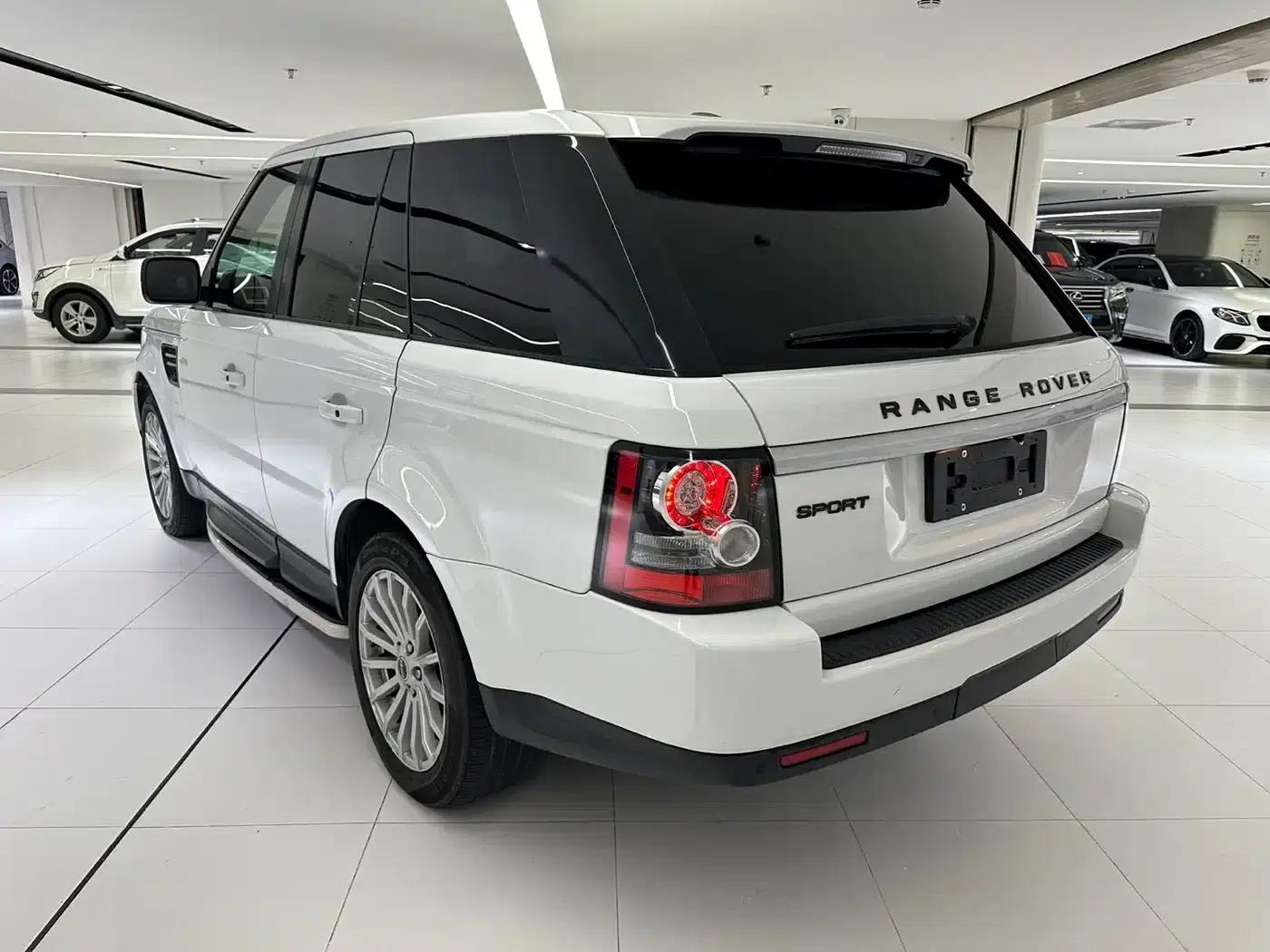 Range Rover Sport 2012 3.0 TDV6 HSE Diesel — миниатюра 3