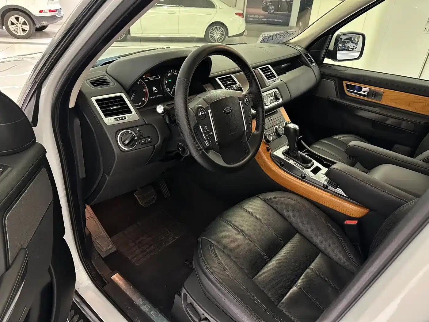 Range Rover Sport 2012 3.0 TDV6 HSE Diesel — миниатюра 9