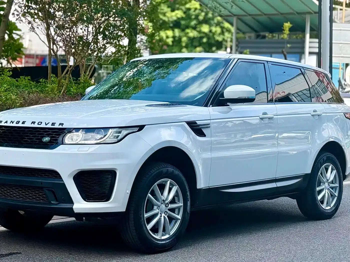 Range Rover Sport 2015 3.0 SDV6 HSE — миниатюра 1