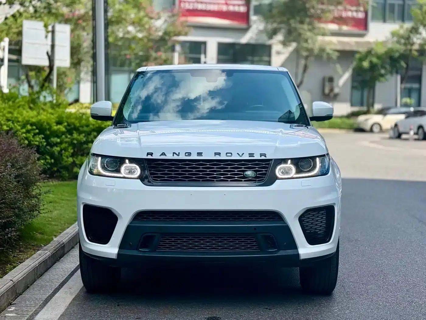 Range Rover Sport 2015 3.0 SDV6 HSE — миниатюра 2