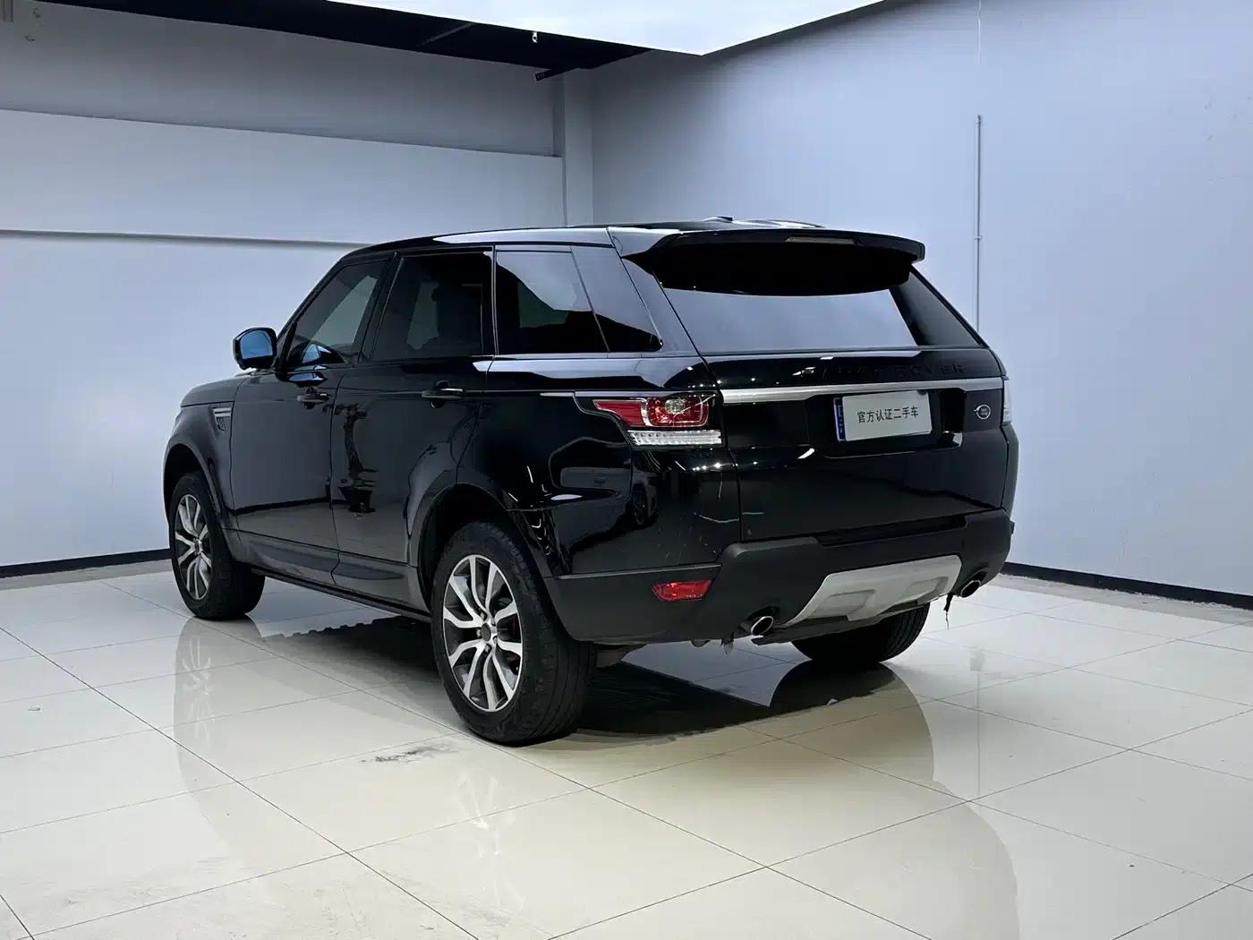 Range Rover Sport 2015 3.0 SDV6 HSE — миниатюра 16