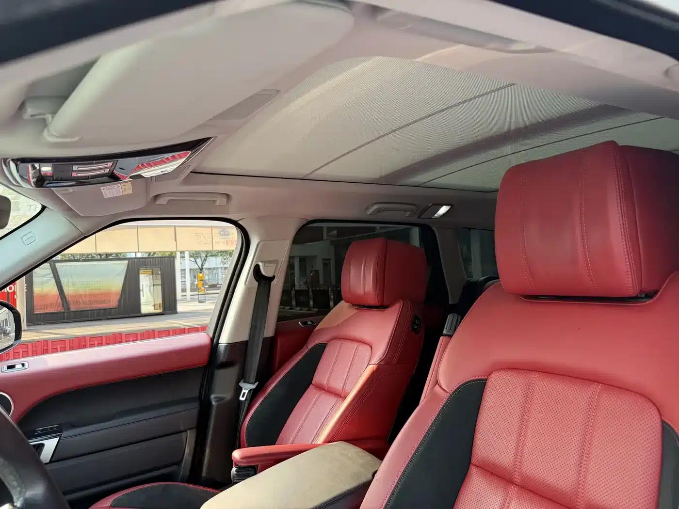 Range Rover Sport 2022 3.0 L6 Black Edition — миниатюра 13