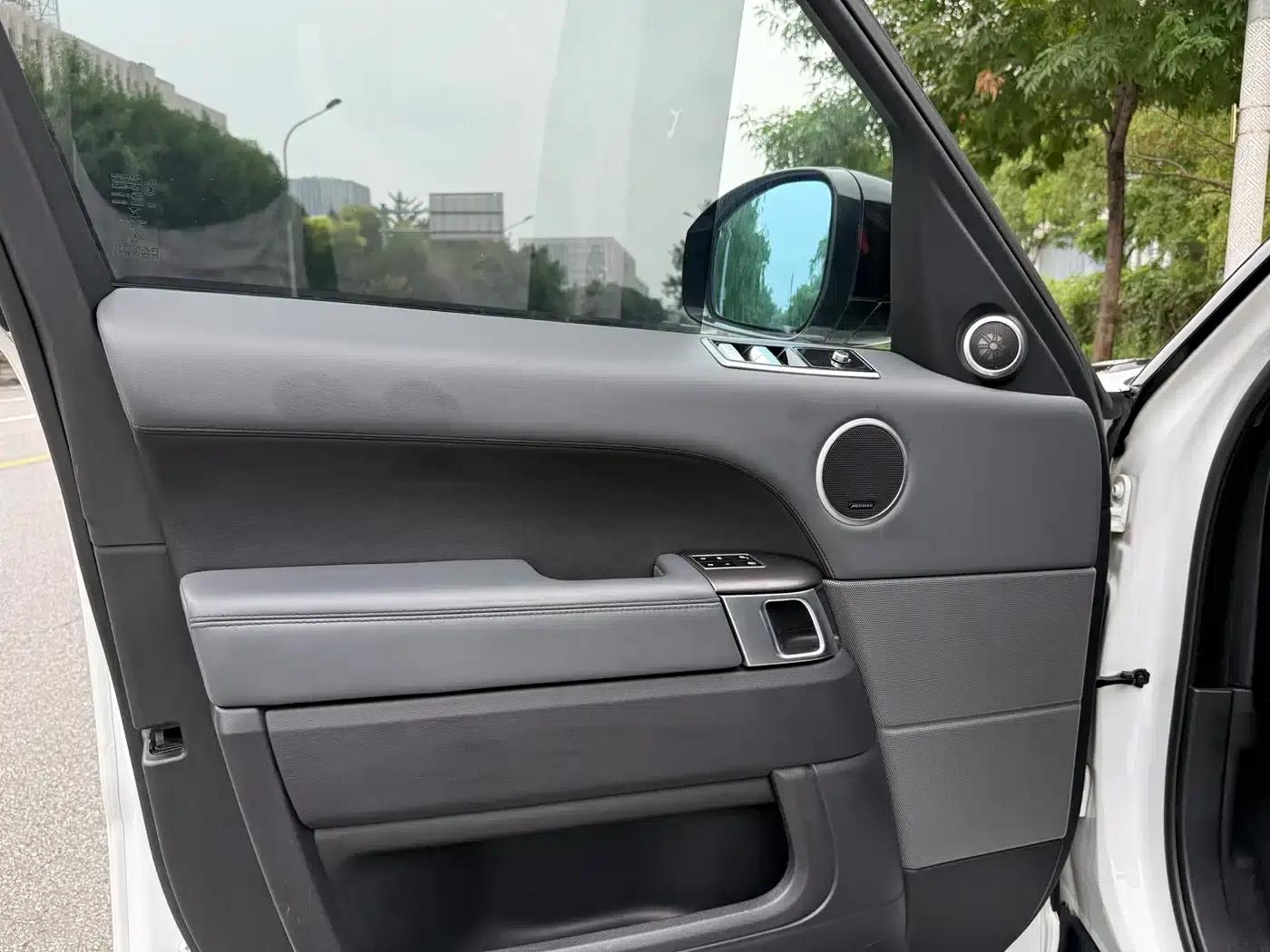 Range Rover Sport 2015 3.0 SC V6 HSE — миниатюра 6