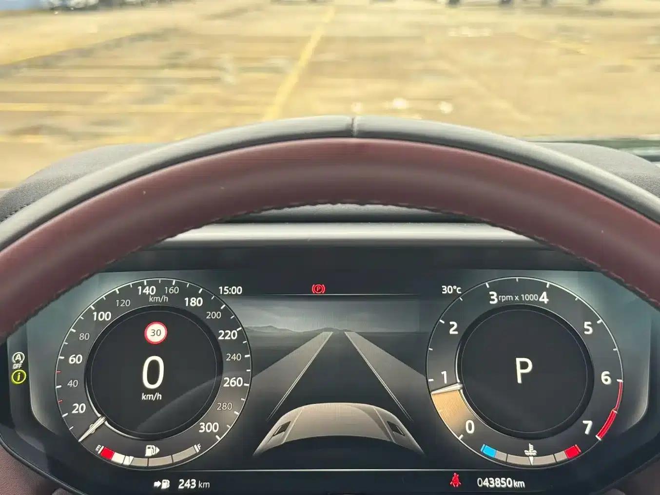 2023 Range Rover Sport 400PS Dynamic SE — миниатюра 5