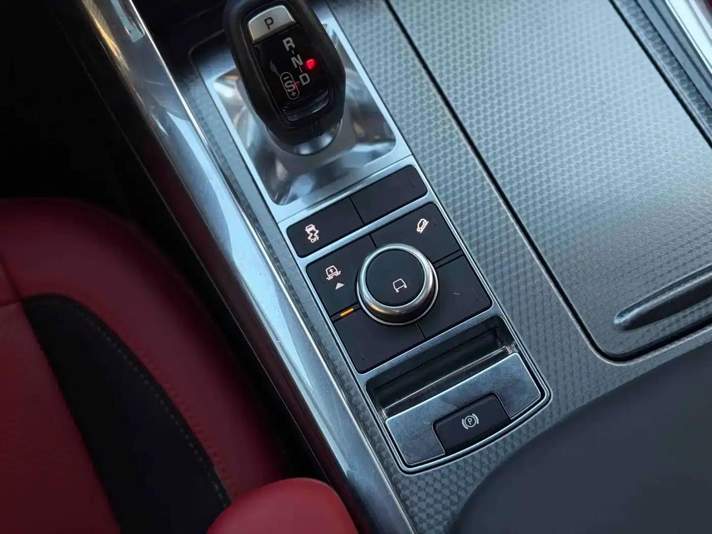 Range Rover Sport 2021 3.0 L6 Black Edition — миниатюра 5