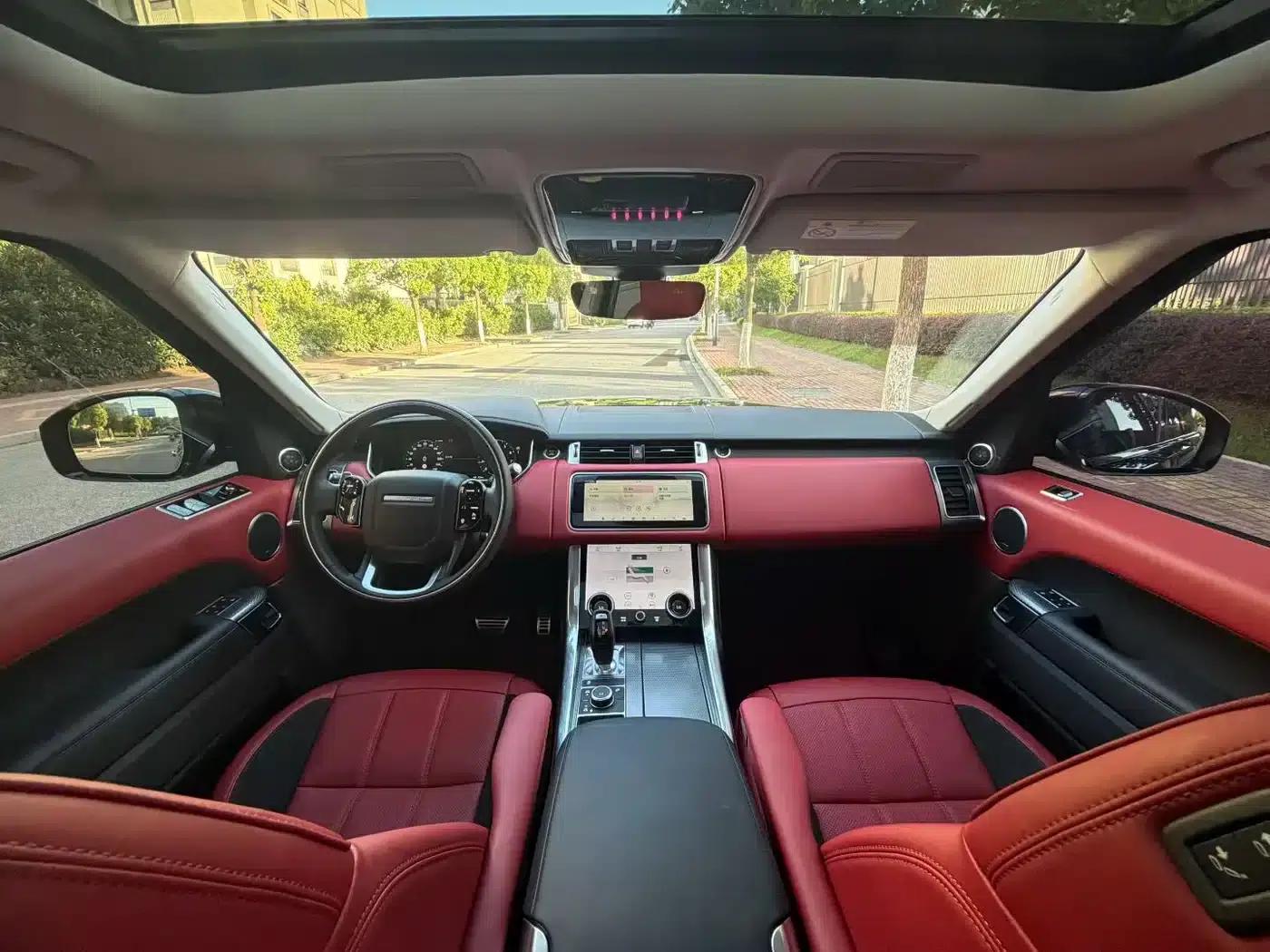 Range Rover Sport 2021 3.0 L6 Black Edition — миниатюра 7