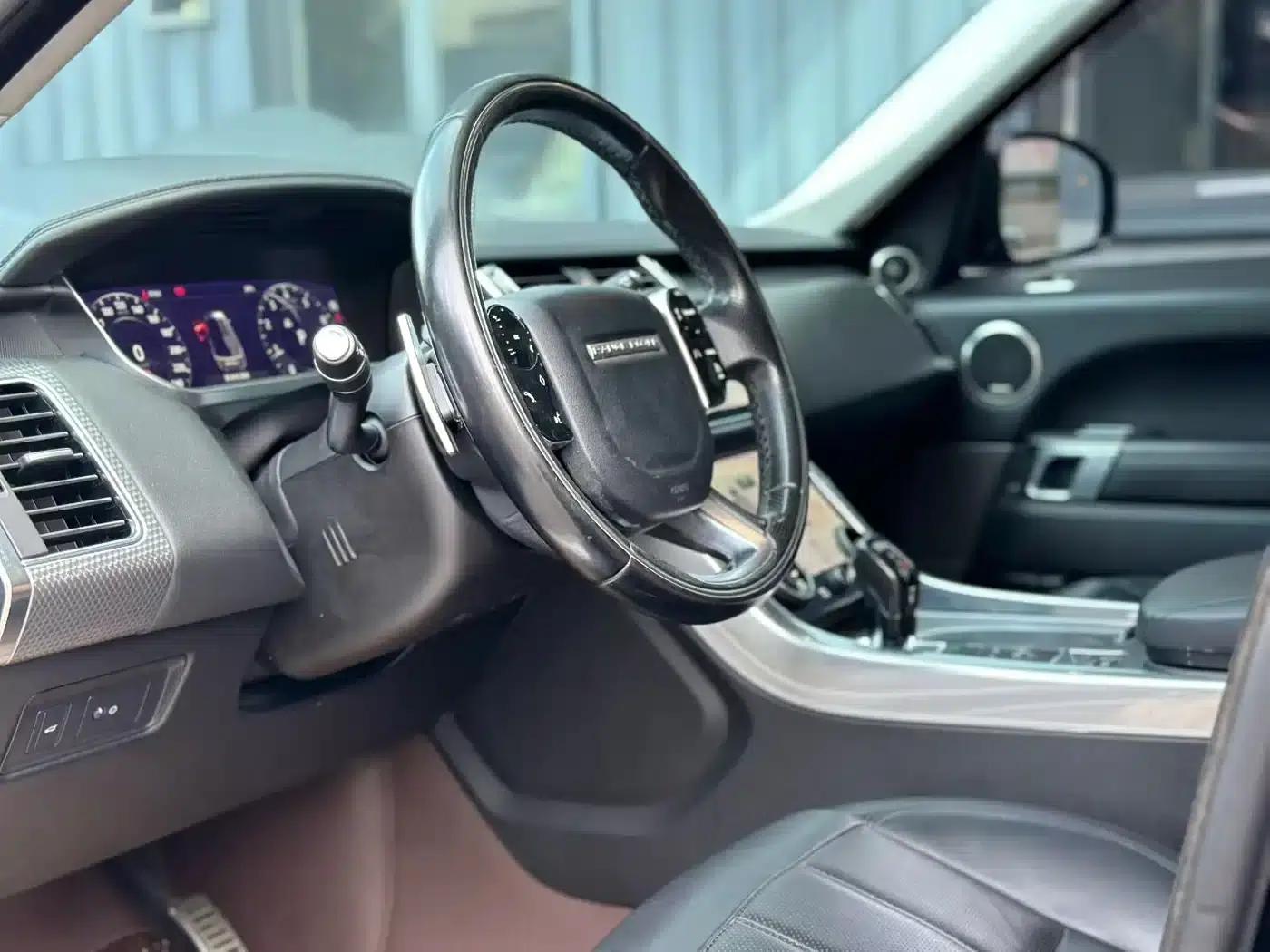 Range Rover Sport 2020 3.0 L6 SE — миниатюра 7