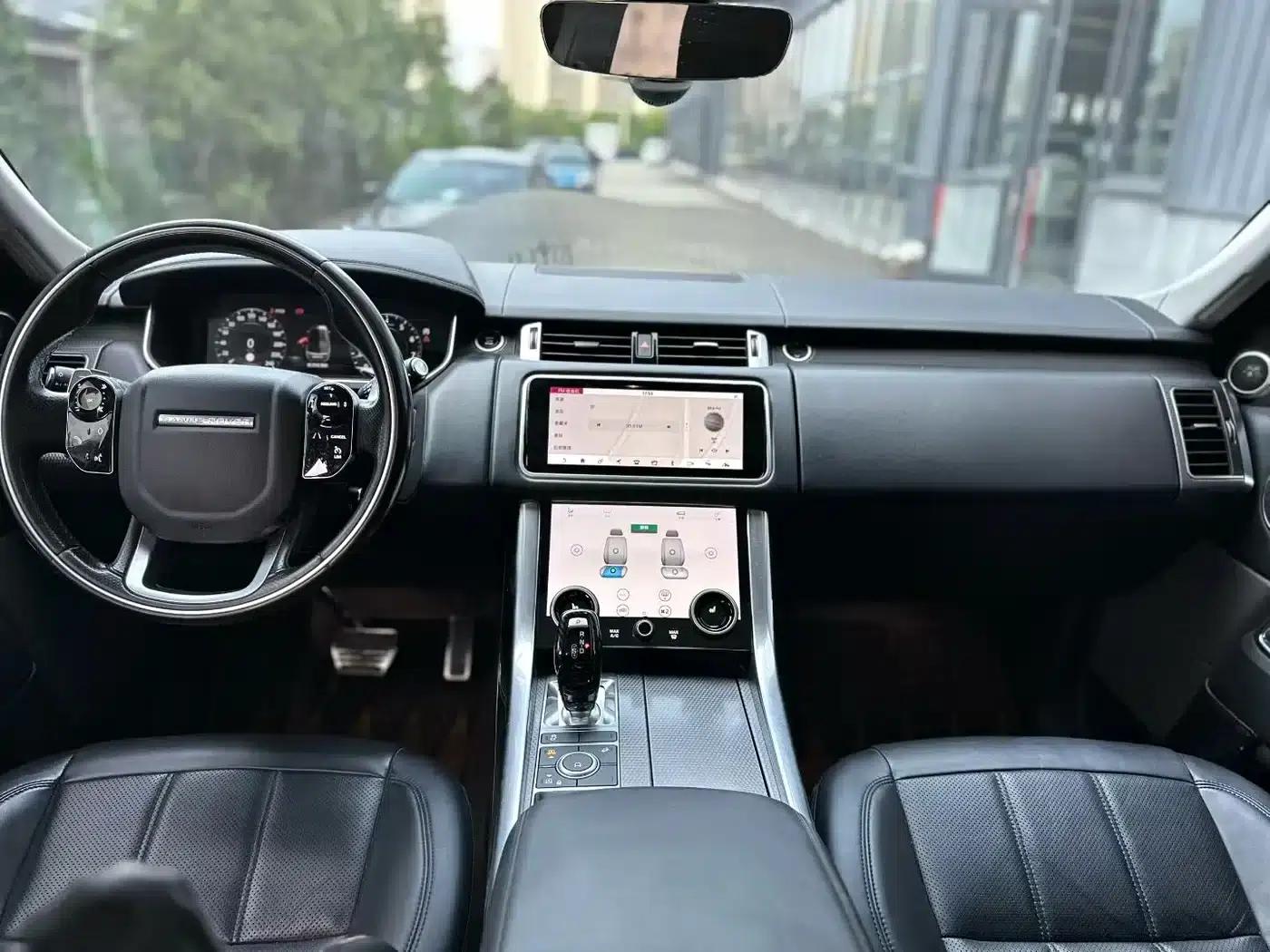 Range Rover Sport 2020 3.0 L6 SE — миниатюра 9