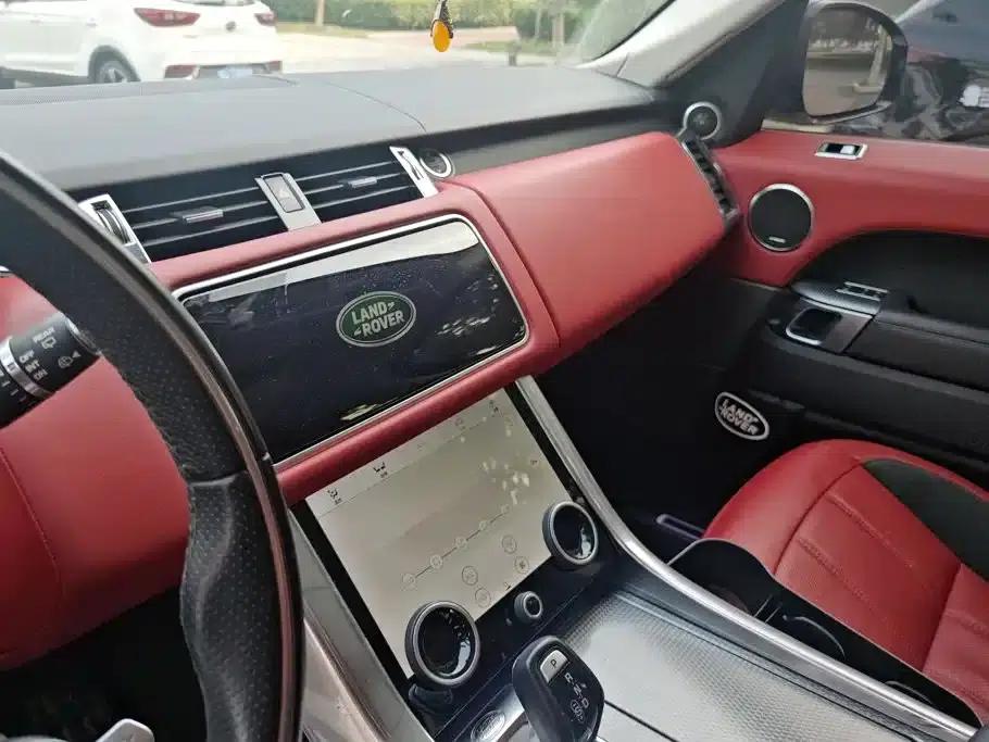 Range Rover Sport 2021 3.0 L6 Black Edition — миниатюра 13
