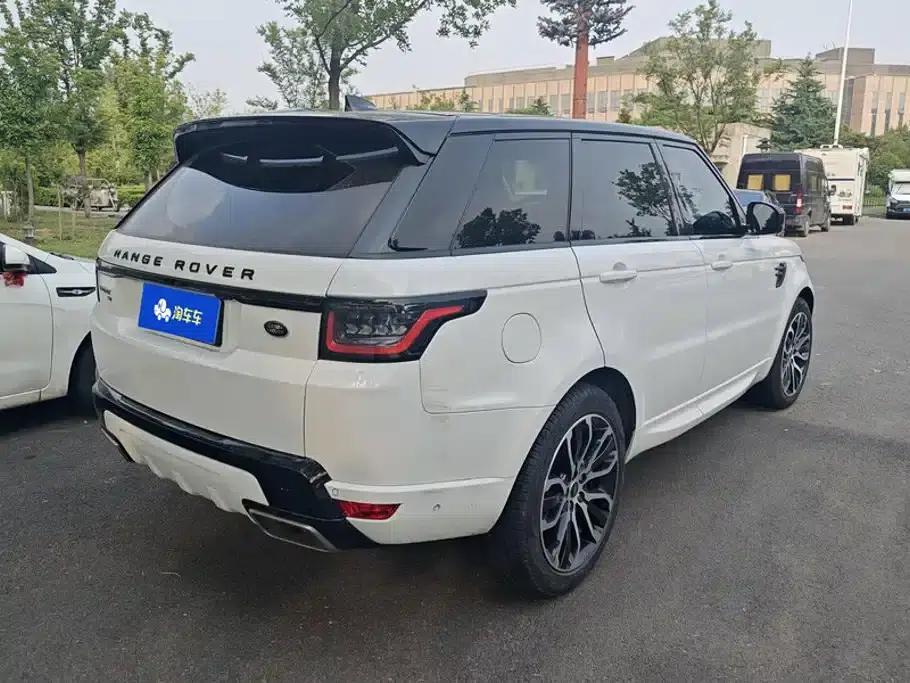 Range Rover Sport 2021 3.0 L6 Black Edition — миниатюра 3